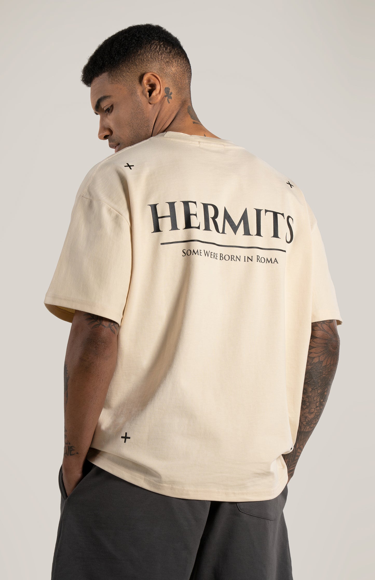 Hermits Biggie Tee 01